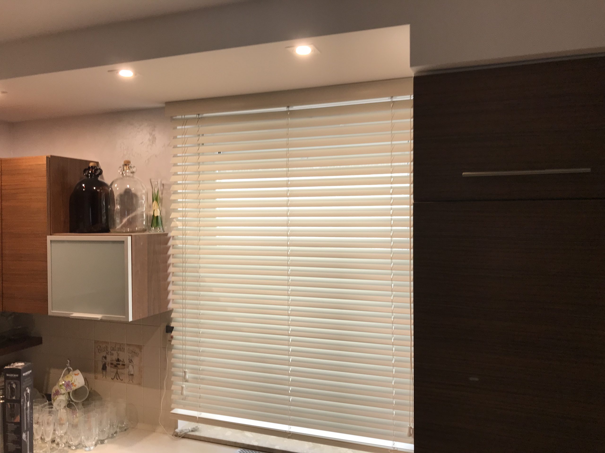 Realizacja MAKO – Rolety drewniane